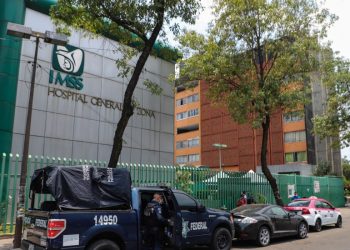 DIRECTOR JURÍDICO DEL IMSS DA POSITIVO A COVID-19