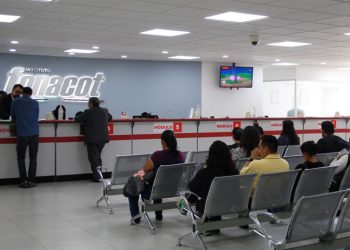 EL FONACOT OTORGARÁ 300 MIL CRÉDITOS CON TASA DE 10.1 POR CIENTO