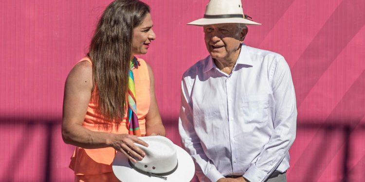 ESTÁ ABIERTA LA INVESTIGACIÓN SOBRE ANA GUEVARA: LÓPEZ OBRADOR