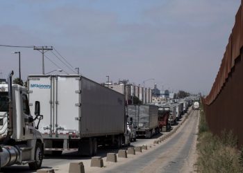 EXPORTACIONES DE MÉXICO SE DESPLOMAN EN ABRIL