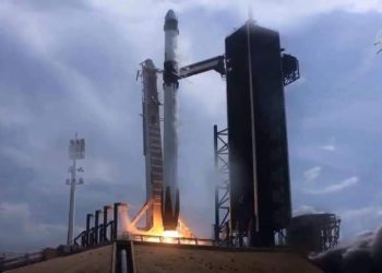 DESPEGA FALCON 9 HACIA LA ESTACIÓN ESPACIAL INTERNACIONAL