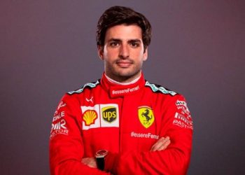 FERRARI CONFIRMA A CARLOS SAINZ COMO SU NUEVO PILOTO POR DOS AÑOS