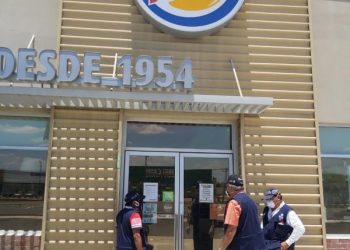 GOBIERNO DEL ESTADO CLAUSURA Y MULTA A UNA SUCURSAL DE COMIDA RÁPIDA