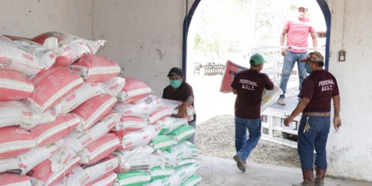 GOBIERNO DEL ESTADO CONTINÚA APOYANDO AL SECTOR GANADERO DURANTE LA TEMPORADA DE SEQUÍA