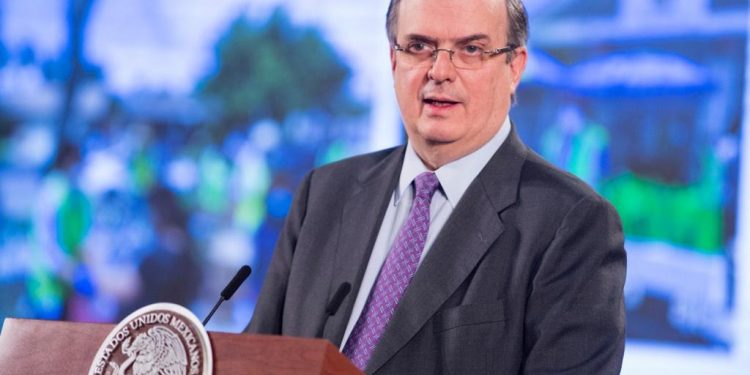 HAY 250 MEXICANOS CON COVID-19 EN EU: EBRARD