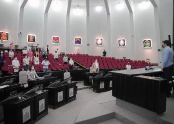 SESIONAN POR MÁS DE SEIS HORAS LOS DIPUTADOS DE QUINTANA ROO; EXHORTAN A LA CFE A DAR FACILIDADES DE PAGO
