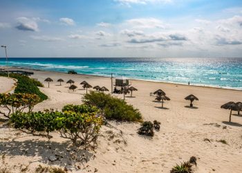 REVISA MARA CON LUPA EXPEDIENTE LEGAL DE GRAN SOLARIS CANCÚN