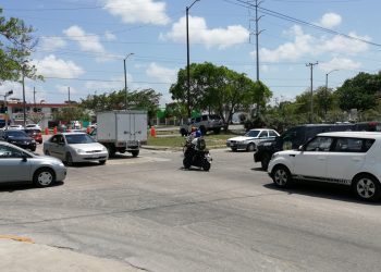 SÁBADO, DÍA DESPUÉS DE QUINCENA, LA GENTE EN CANCÚN ROMPE LLAMADOS A QUEDARSE EN CASA