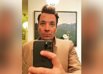 JIMMY FALLON REVIVE ANTIGUO VIDEO RACISTA Y DIVIDE OPINIONES