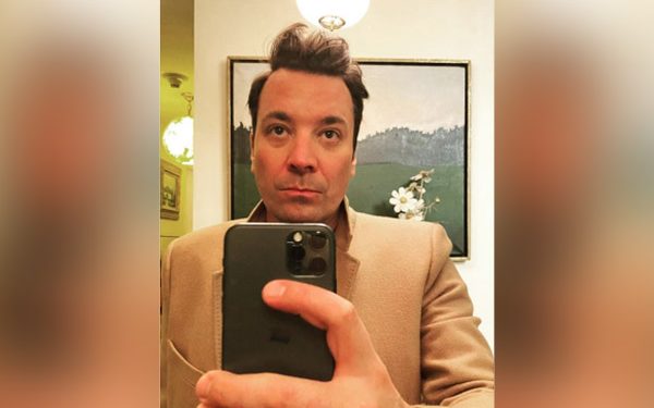 JIMMY FALLON REVIVE ANTIGUO VIDEO RACISTA Y DIVIDE OPINIONES