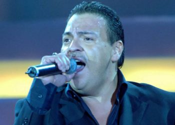 JULIO PRECIADO ES HOSPITALIZADO POR SOSPECHA DE COVID-19