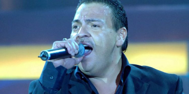 JULIO PRECIADO ES HOSPITALIZADO POR SOSPECHA DE COVID-19