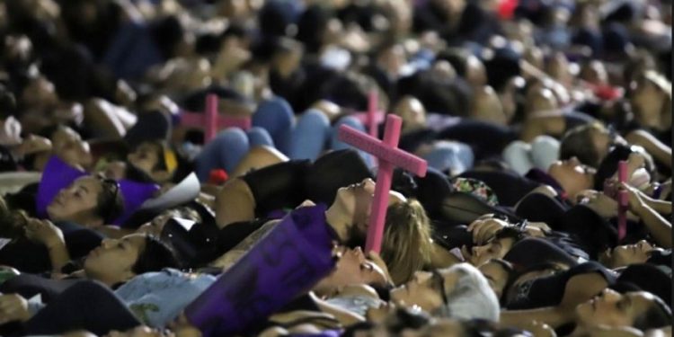 LÓPEZ OBRADOR RECHAZA QUE MALTRATO A MUJERES AUMENTE EN CUARENTENA