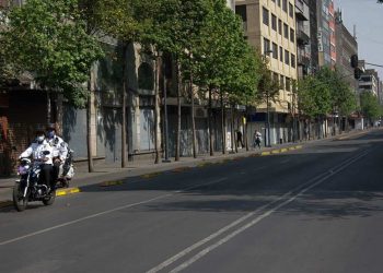 MEXICANOS SE MUEVEN HASTA 80% MENOS EN AUTO POR CONFINAMIENTO