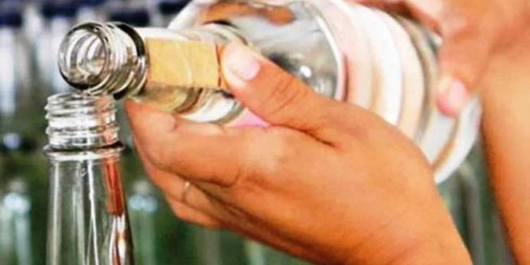 MUEREN NUEVE PERSONAS POR INGERIR ALCOHOL ADULTERADO EN MORELOS