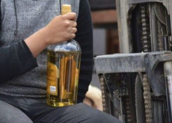 MUEREN TRES HOMBRES POR BEBER ALCOHOL ADULTERADO EN CHIAPAS