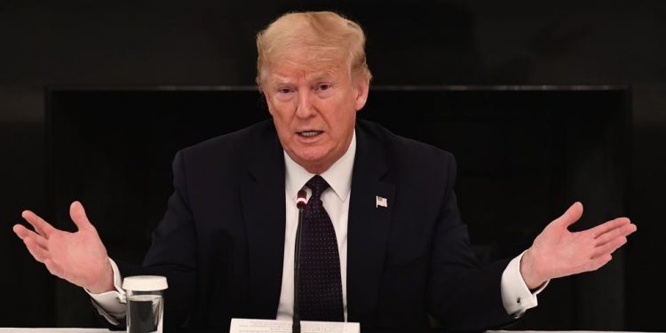 «NO ES MOMENTO DE DAÑAR LA COOPERACION», DICE UE EN APOYO A LA OMS