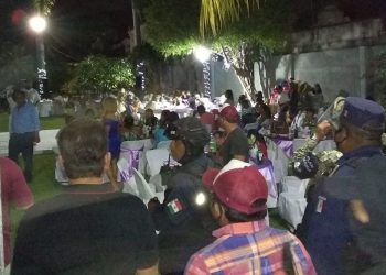 POLICÍAS SUSPENDEN BODA Y FIESTA DE XV AÑOS CON MÁS DE 700 INVITADOS EN ACAPULCO