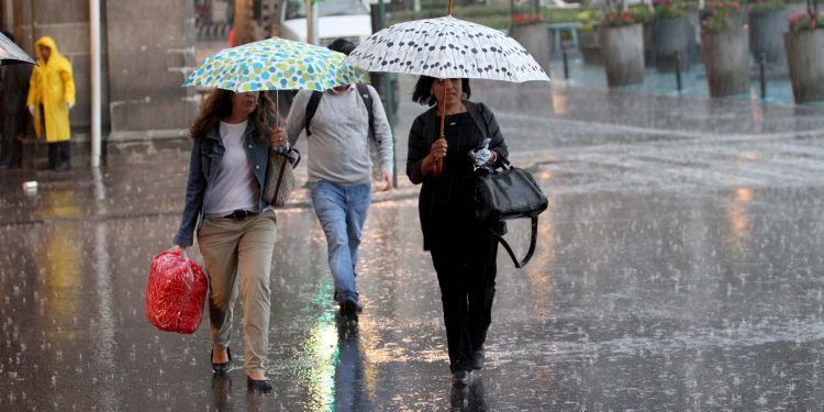 PREVÉN FUERTES LLUVIAS EN MAYOR PARTE DEL PAÍS