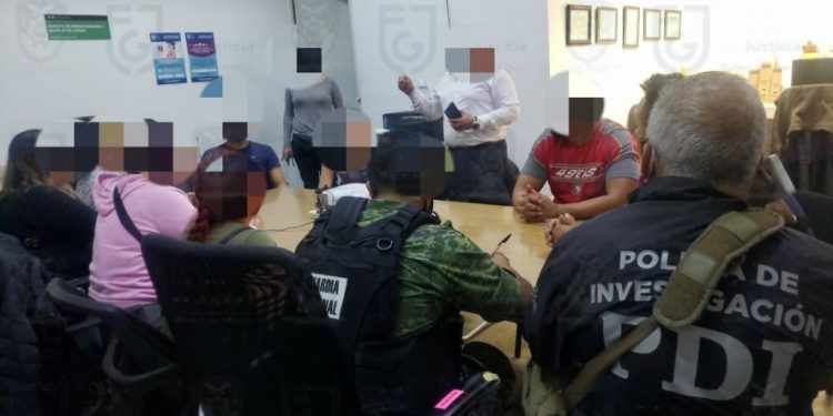 RESCATAN A 14 TRABAJADORES DE SALUD SECUESTRADOS EN CDMX
