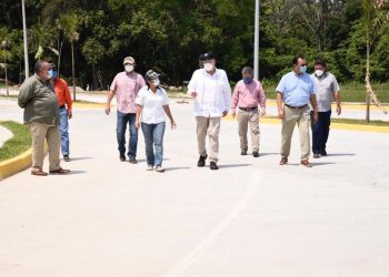 SUPERVISA ADÁN AUGUSTO AVANCE DE CONSTRUCCIÓN DEL BOULEVARD EN COMALCALCO