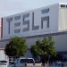 TESLA REANUDA PRODUCCIÓN EN SU PLANTA DE CALIFORNIA