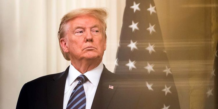 TRUMP PROMUEVE EL MURO YA QUE MÉXICO EXPERIMENTA GRAVES PROBLEMAS POR COVID-19