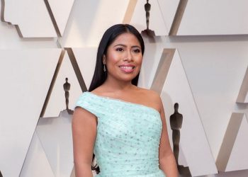 YALITZA APARICIO SE CONVIERTE EN COLUMNISTA DEL NEW YORK TIMES