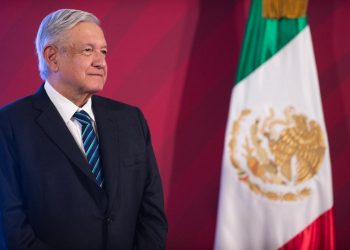AMLO ENVIÓ UN MENSAJE DE FELICITACIÓN POR EL DÍA DEL MAESTRO