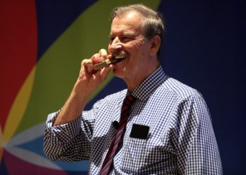 VICENTE FOX EXMANDATARIO FUE CUESTIONADO DURANTE UNA ENTREVISTA  DONDE SE EXPUSIERON DUDAS SOBRE SU HONESTIDAD DURANTE SU GOBIERNO (2000-2006)