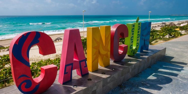 CANCÚN, PRIMER LUGAR EN PLAYAS CON DISTINTIVO BLUE FLAG: MARA