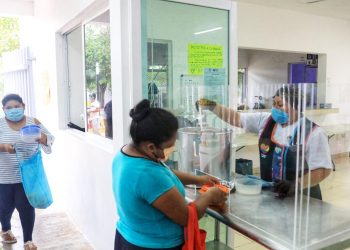COMEDORES SOLIDARIOS ENTREGAN 12 MIL COMIDAS GRATUITAS SEMANALMENTE