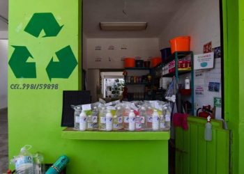 RECIBE DIF MUNICIPAL 40 KITS DE HIGIENE PARA EL HOGAR POR PARTE DE LA EMPRESA ECOASEA