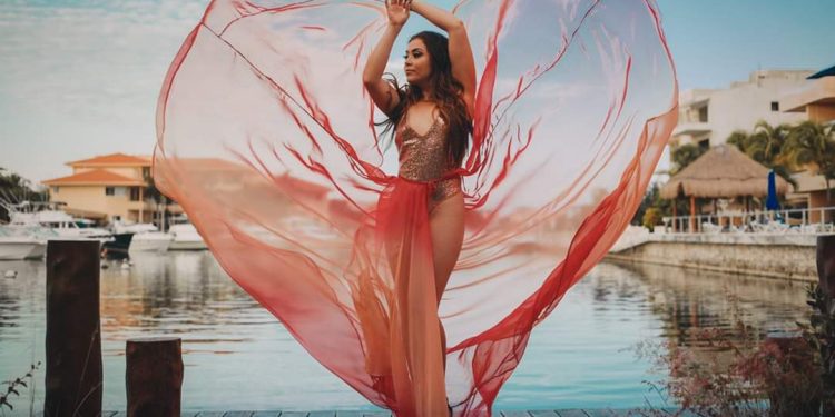 INCIERTO FUTURO DE TRABAJADORES DE CRUCEROS