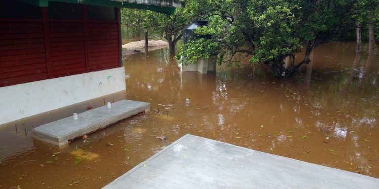 PROTECCIÓN CIVIL ATIENDE REPORTE EN COMUNIDADES AFECTADAS POR LAS LLUVIAS, PROVOCADAS POR LOS REMANENTES DE LA TORMENTA “AMANDA”