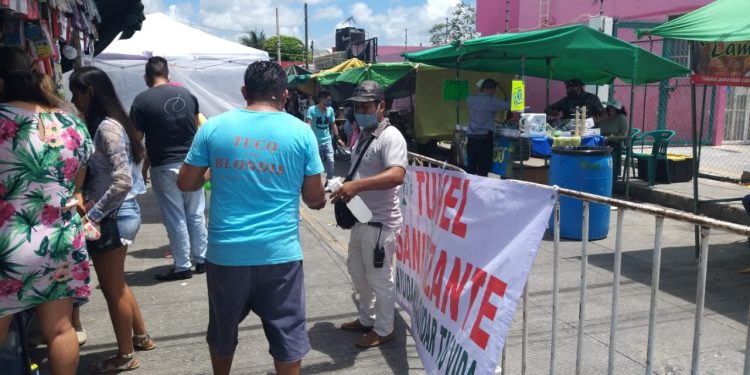 REABRE EL TIANGUIS DE LA 100 EN CANCÚN