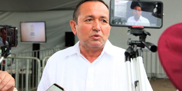 RECONOCE NIVARDO MENA EL TRABAJO DE LOS MEDIOS DE COMUNICACIÓN ANTE LA PANDEMIA