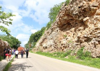 INSTRUYE SOFÍA ALCOCER ACCIONES PARA REDUCIR RIESGOS EN CERROS ANTE DESLAVES