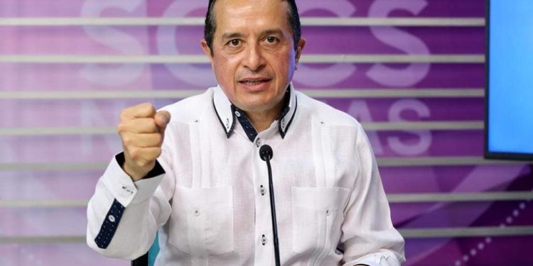 SE DECLARA CARLOS JOAQUÍN A FAVOR DE LA UNIDAD Y REPRUEBA QUE PUEDA EXISTIR UN BLOQUE OPOSITOR HACIA EL GOBIERNO FEDERAL