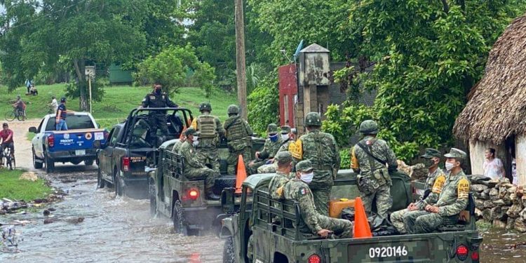 TROPAS DEL EJÉRCITO MEXICANO APLICAN EL PLAN DN-III-E EN YUCATÁN