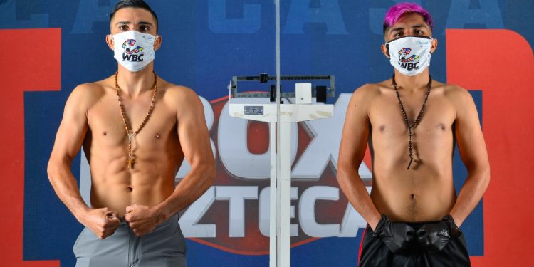 CUMPLEN LOS PROTAGONISTAS DE LAS BATALLAS DE ESTE SÁBADO CON EL PROTOCOLO DEL PESAJE.