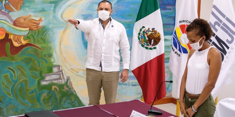 ISAAC JANIX TOMA PROTESTA COMO SECRETARIO GENERAL