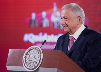 A PESAR DE LOS PESARES NO SE DARÁ NI UN PASO ATRÁS: LÓPEZ OBRADOR