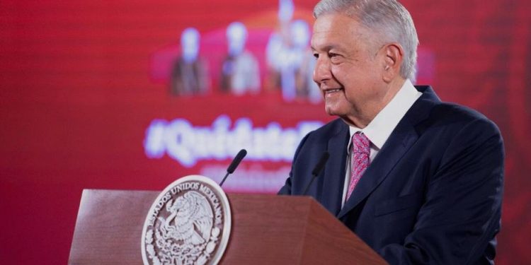 A PESAR DE LOS PESARES NO SE DARÁ NI UN PASO ATRÁS: LÓPEZ OBRADOR
