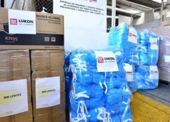 AGRADECE EL GOBERNADOR DONATIVO DE INSUMOS MÉDICOS DE LUKOIL A TABASCO