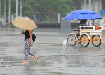 ANUNCIA IPCET LLUVIAS FUERTES PARA ESTE LUNES, ANTE LA ONDA TROPICAL NÚMERO 4