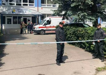 ATAQUE EN ESCUELA DE ESLOVAQUIA DEJA AL MENOS UN MUERTO Y CINCO HERIDOS