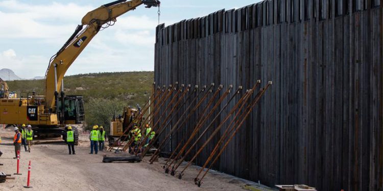 CORTE DE EU PROHÍBE DESVIAR DOS MIL 500 MDD DEL PENTÁGONO AL MURO