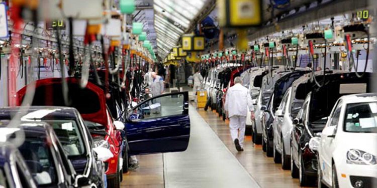 CUATRO DE CADA 10 EMPRESAS CUMPLEN NORMATIVA OFICIAL