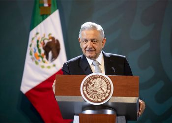 DEUDA PÚBLICA CRECERÁ MÁS CON LÓPEZ OBRADOR QUE CON PEÑA NIETO: FMI